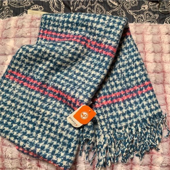 NWT Pistil Scarf - Picture 4 of 6